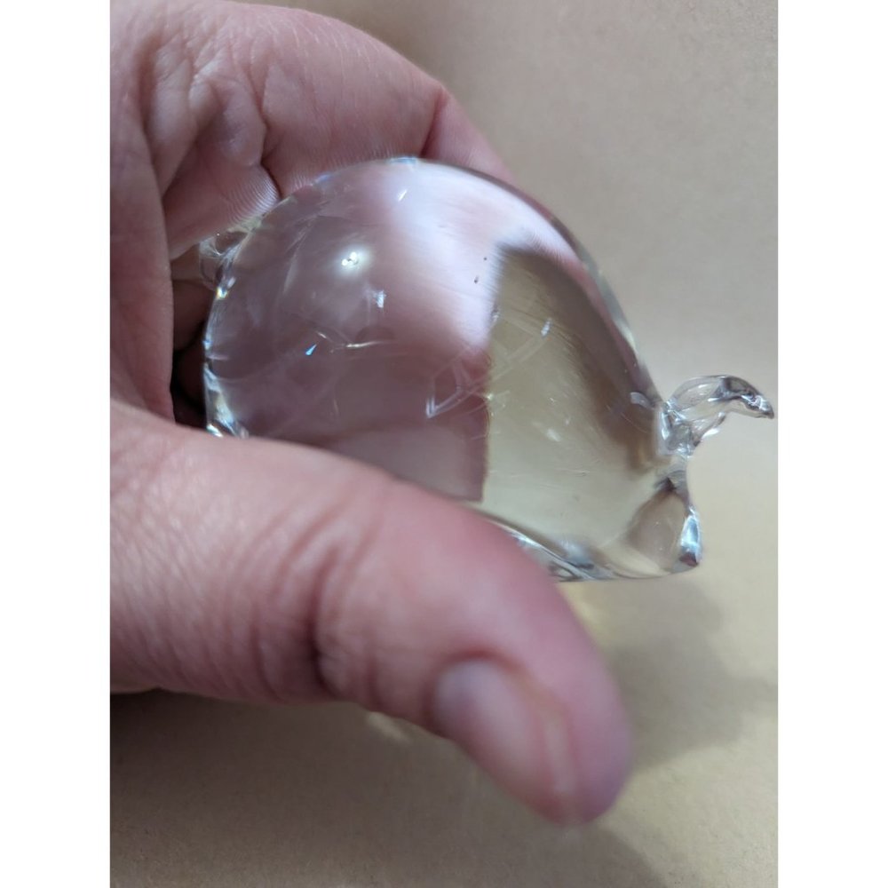 Raindrop shaped crystal art glass curly q tailed pig paperweight decor 2x2 inch - Picture 2 of 6